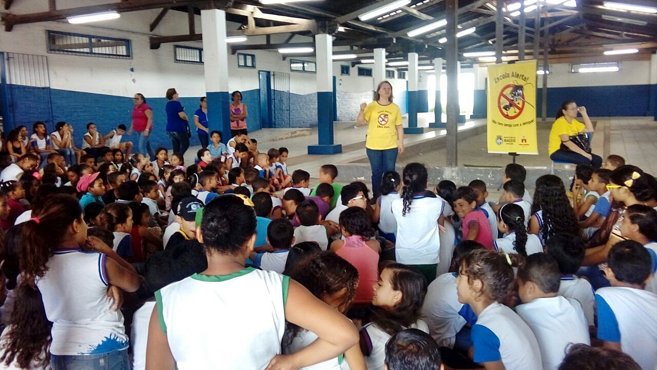Projeto aborda o combate ao mosquito em escolas de Maceió / Crédito: Divulgação Prefeitura de Maceió Projeto aborda o combate ao mosquito em escolas de Maceió